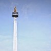 Национальный монумент, 132-метровая башня в центре Джакарты, символизирующая борьбу индонезийского народа за независимость. Фото: Schristia